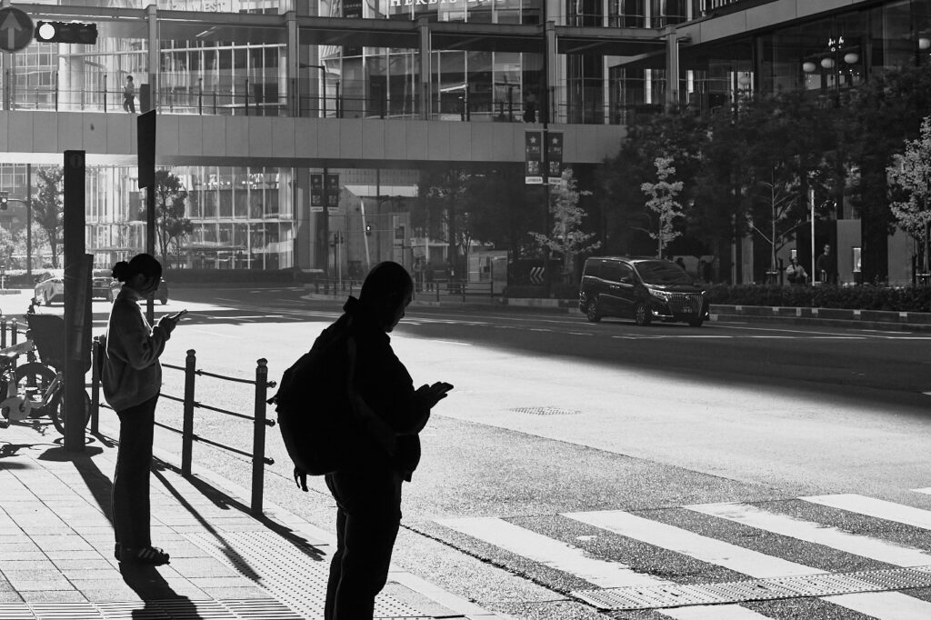 HIGH CONTRAST – 08